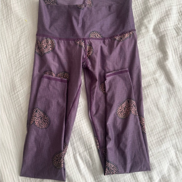 Teeki Purple Leggings with Artistic heart Pattern - Picture 1 of 4